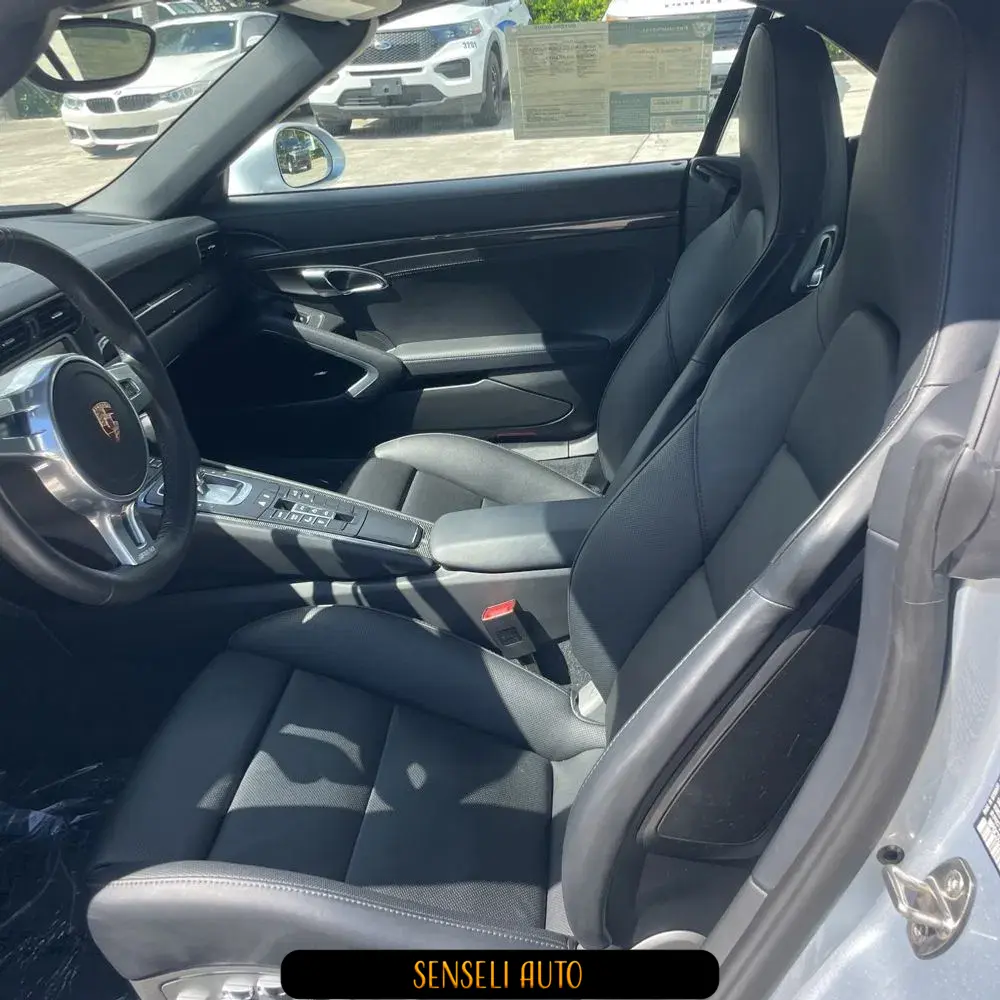 2015 Porsche 911 Carrera 4 Turbo S