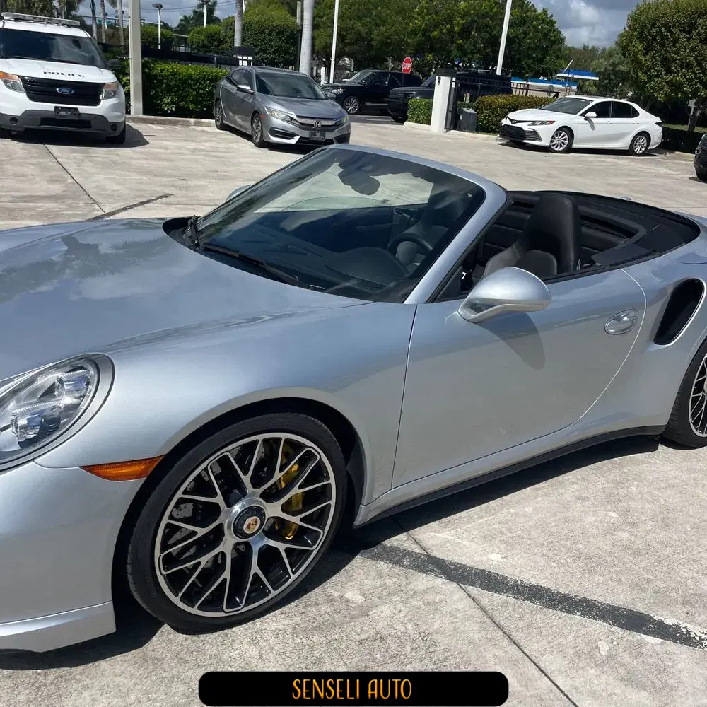 2015 Porsche 911 Carrera 4 Turbo S