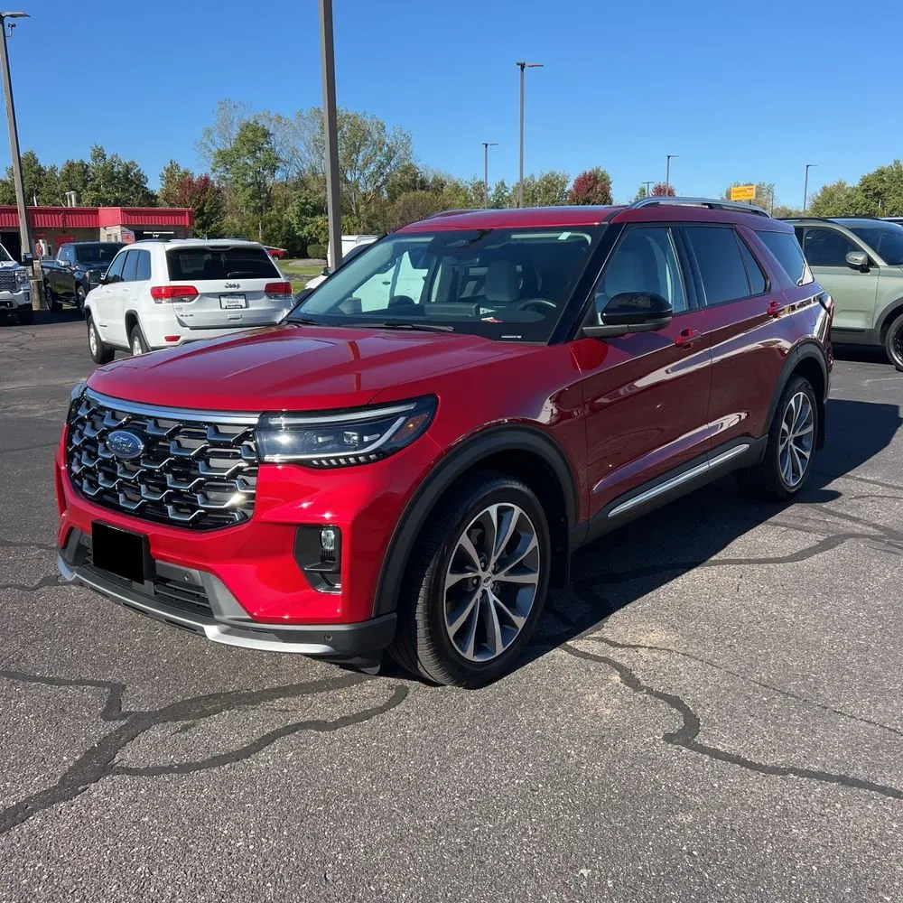 2025 Ford Explorer Platinum