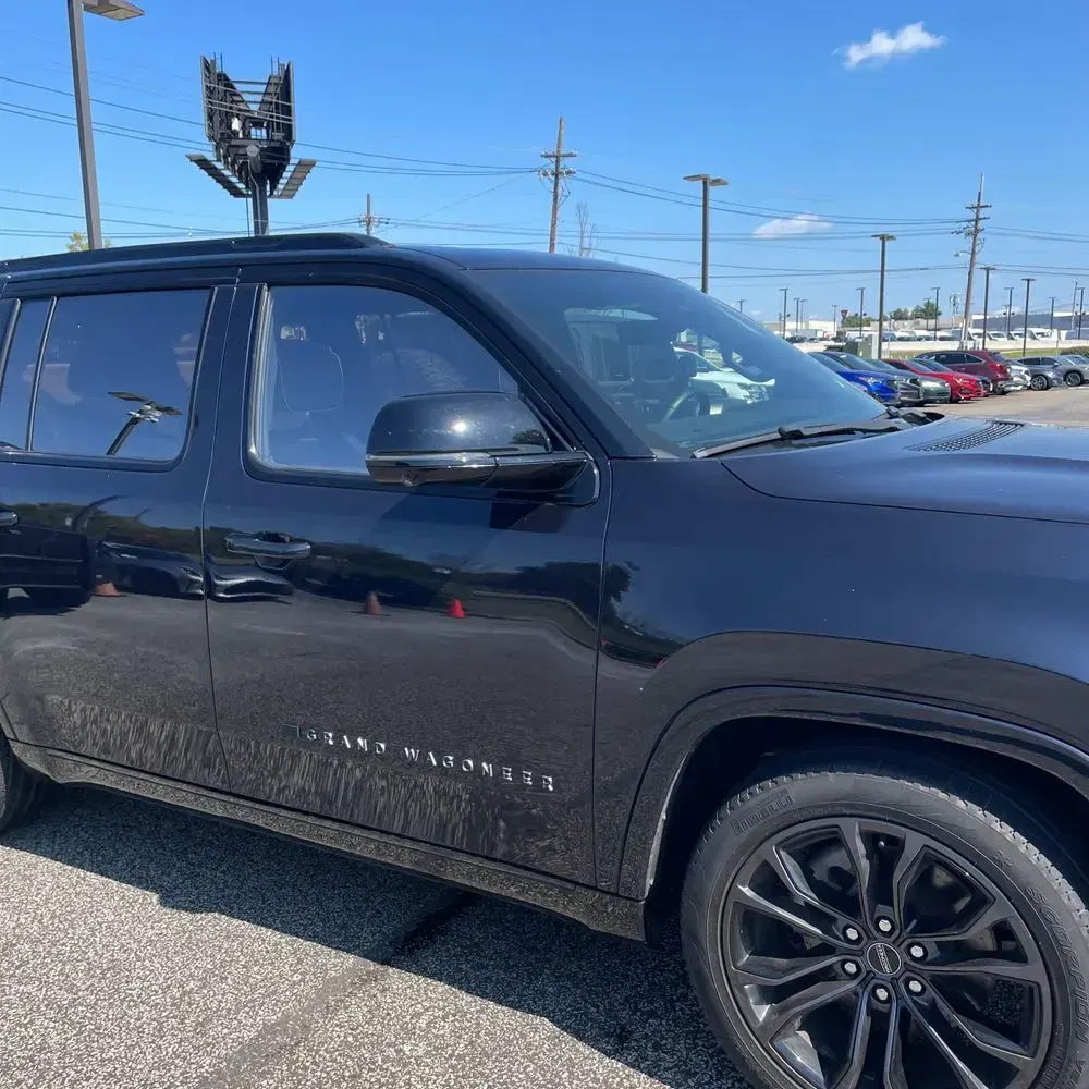 2023 Jeep Grand Wagoneer Obsidian