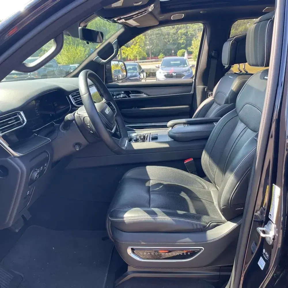 2023 Jeep Grand Wagoneer Obsidian