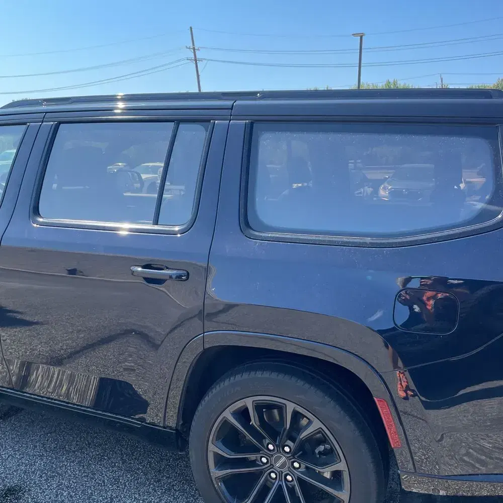 2023 Jeep Grand Wagoneer Obsidian