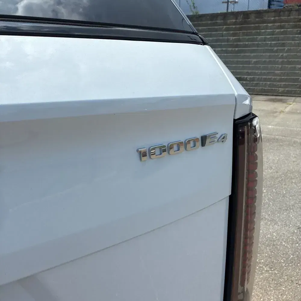 2025 Cadillac Escalade IQ Sport 2