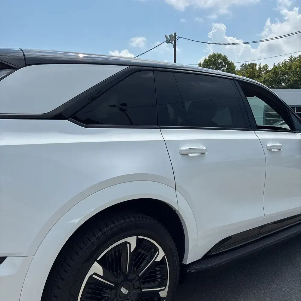 2025 Cadillac Escalade IQ Sport 2
