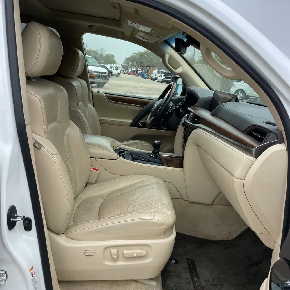 2017 Lexus LX 570 Base