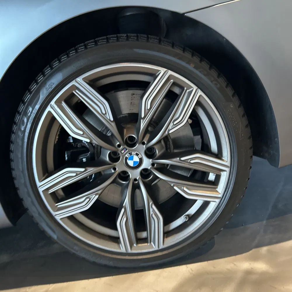 2022 BMW 7-Series M760xi