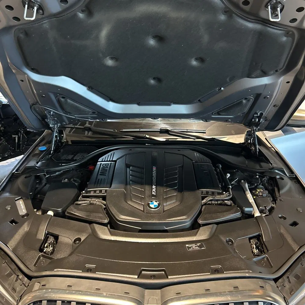 2022 BMW 7-Series M760xi