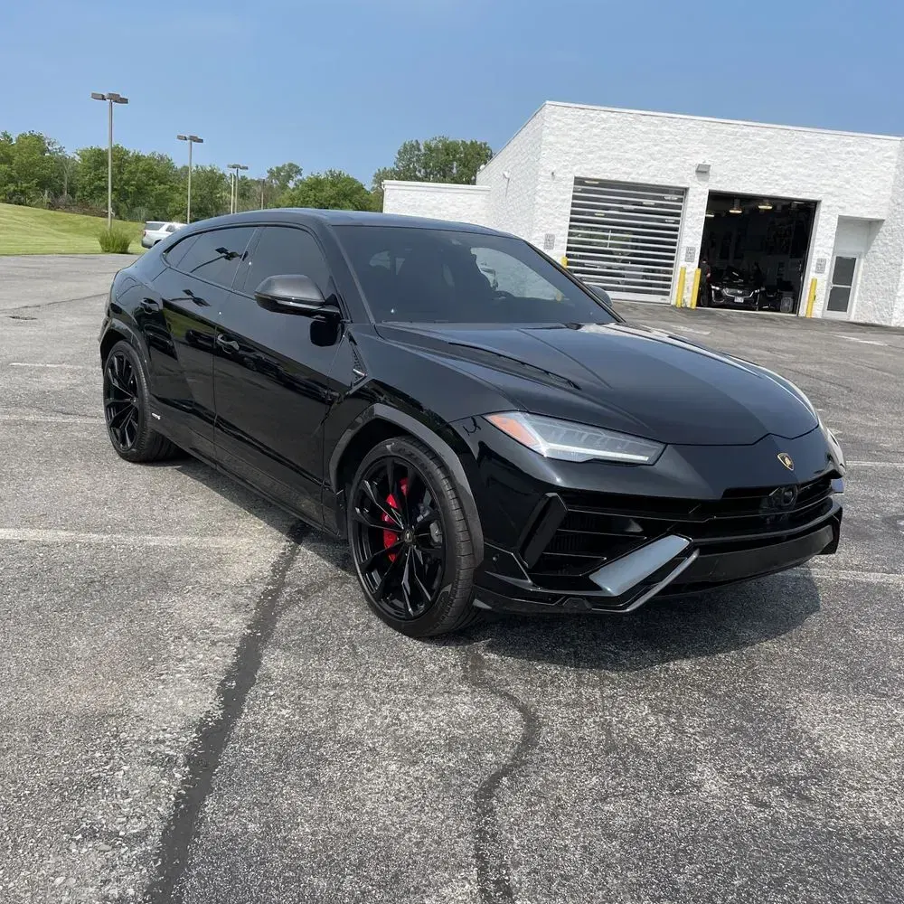 2023 Lamborghini Urus S
