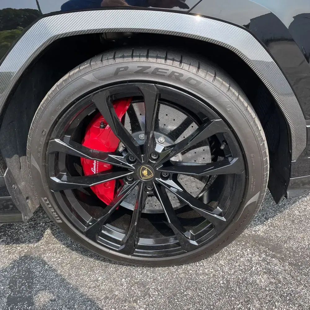 2023 Lamborghini Urus S