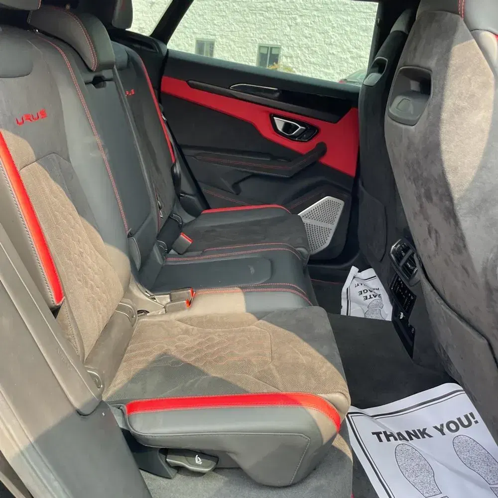 2023 Lamborghini Urus S