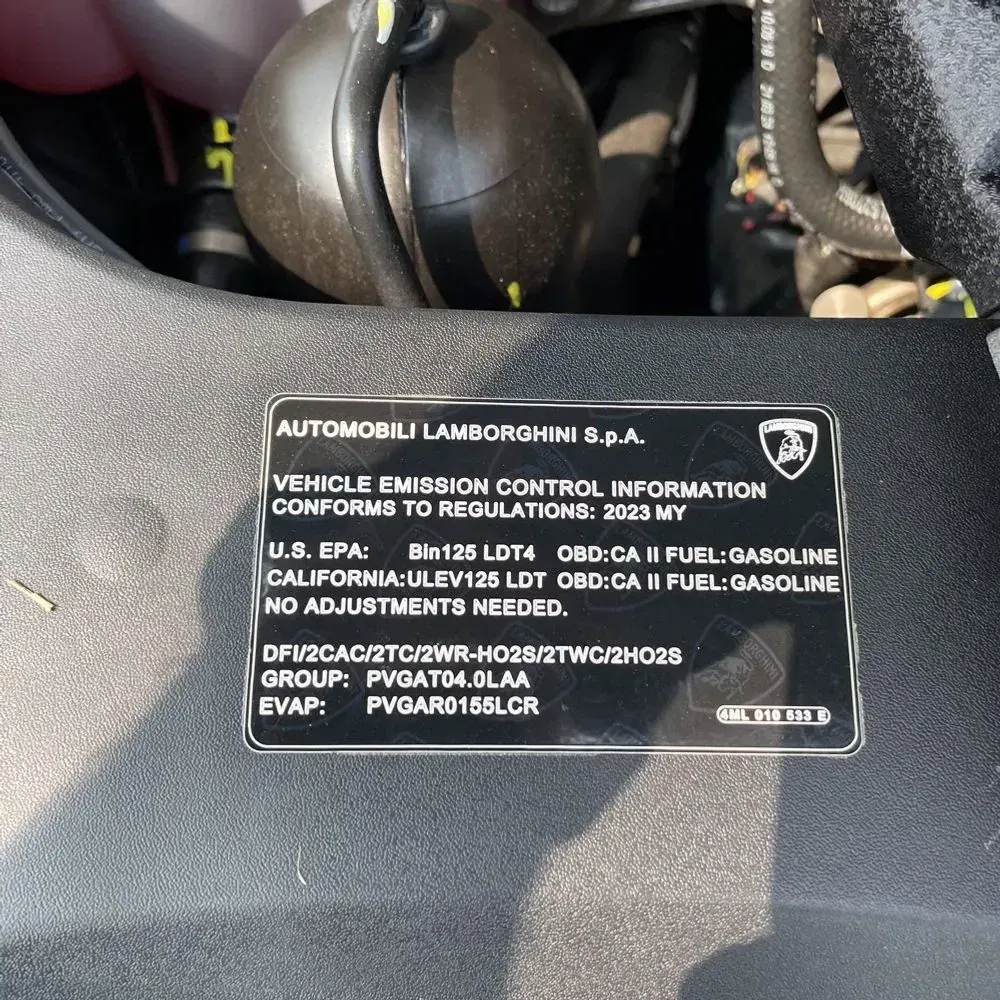 2023 Lamborghini Urus S