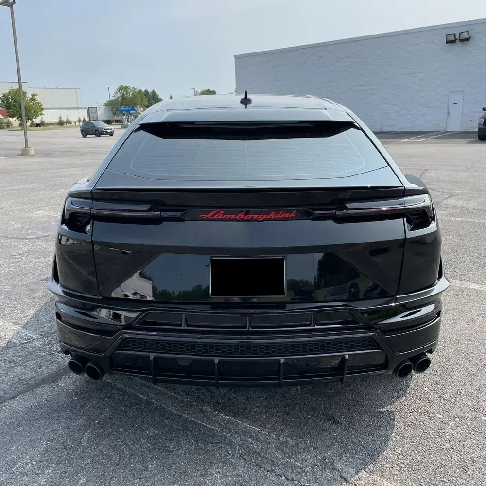 2023 Lamborghini Urus S