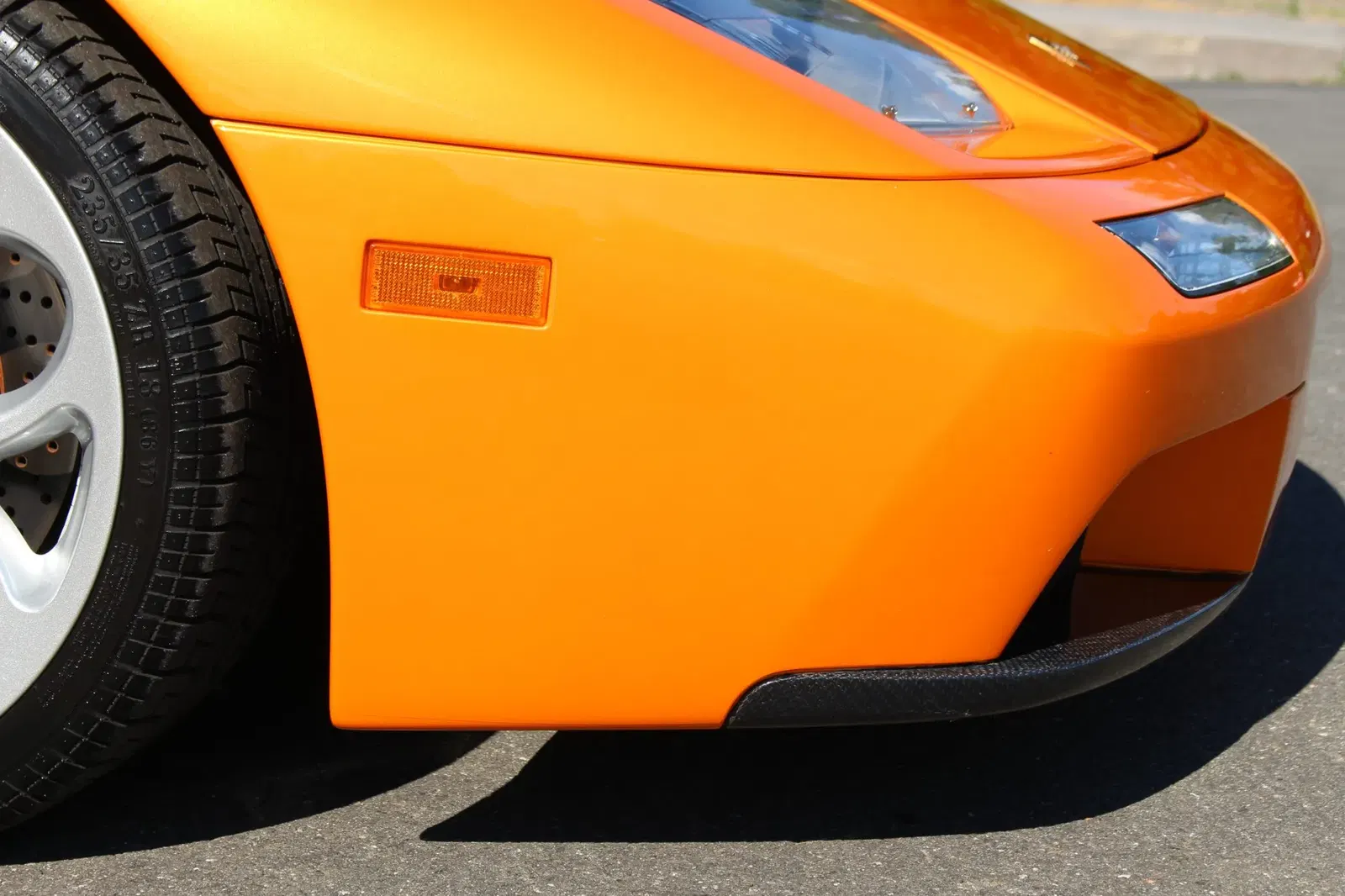 14k-Mile 2001 Lamborghini Diablo VT 6.0