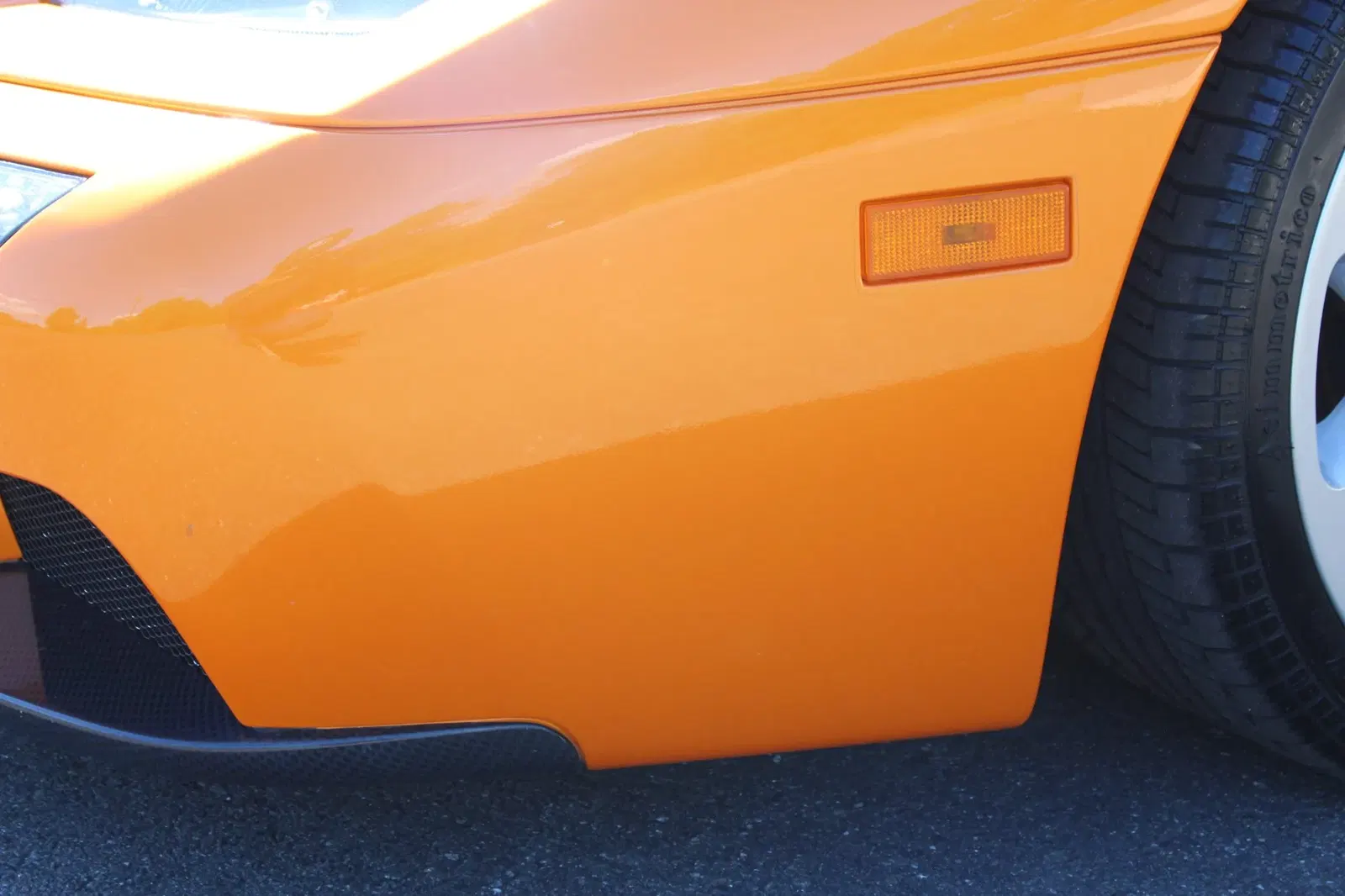 14k-Mile 2001 Lamborghini Diablo VT 6.0