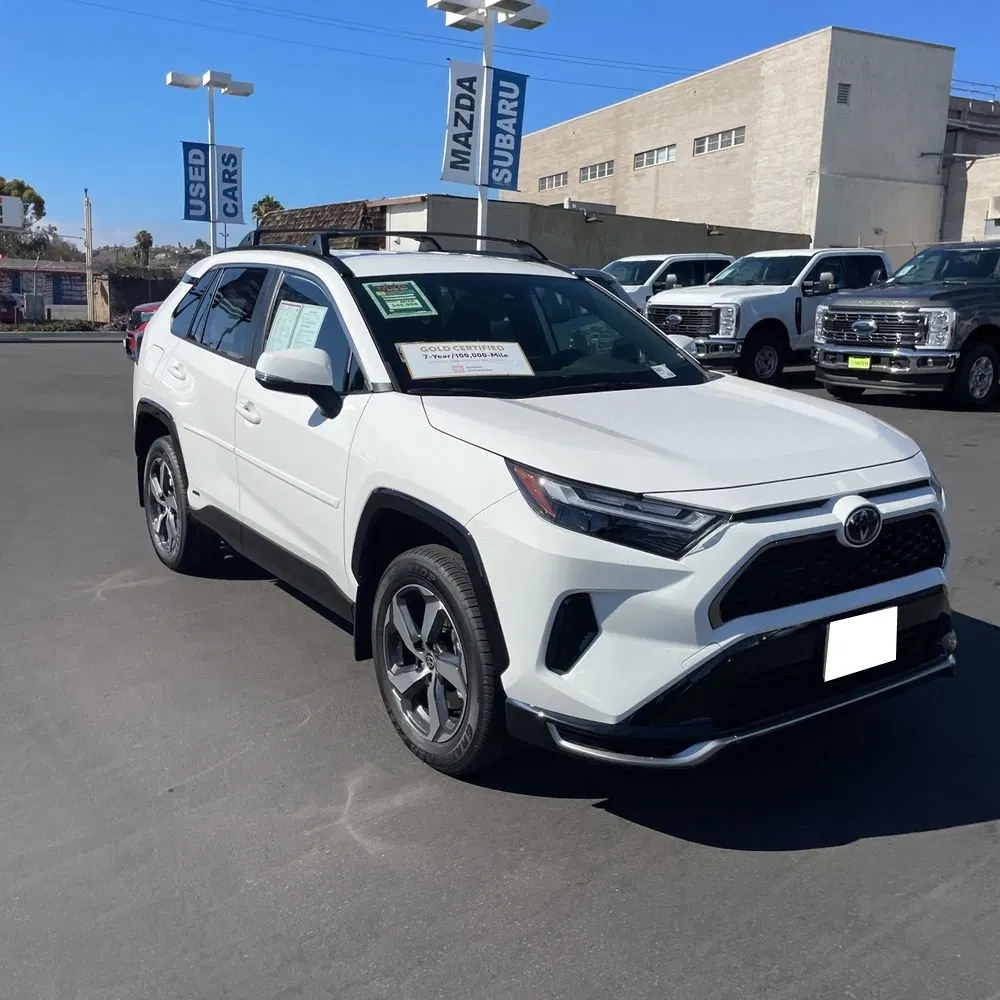 2025 Toyota RAV4 Plug-in Hybrid SE