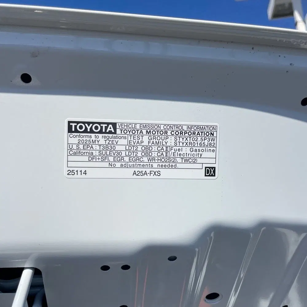 2025 Toyota RAV4 Plug-in Hybrid SE