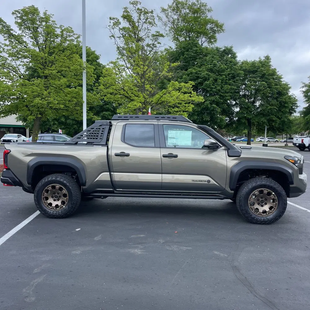 2025 Toyota Tacoma Trailhunter HV