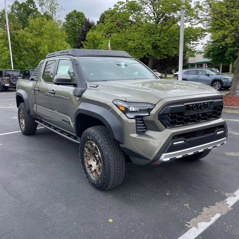 2025 Toyota Tacoma Trailhunter HV