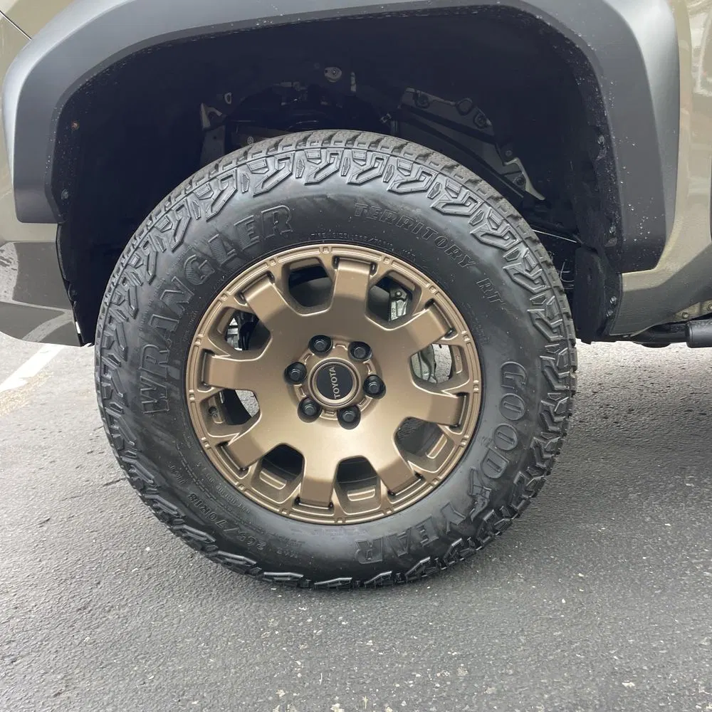 2025 Toyota Tacoma Trailhunter HV