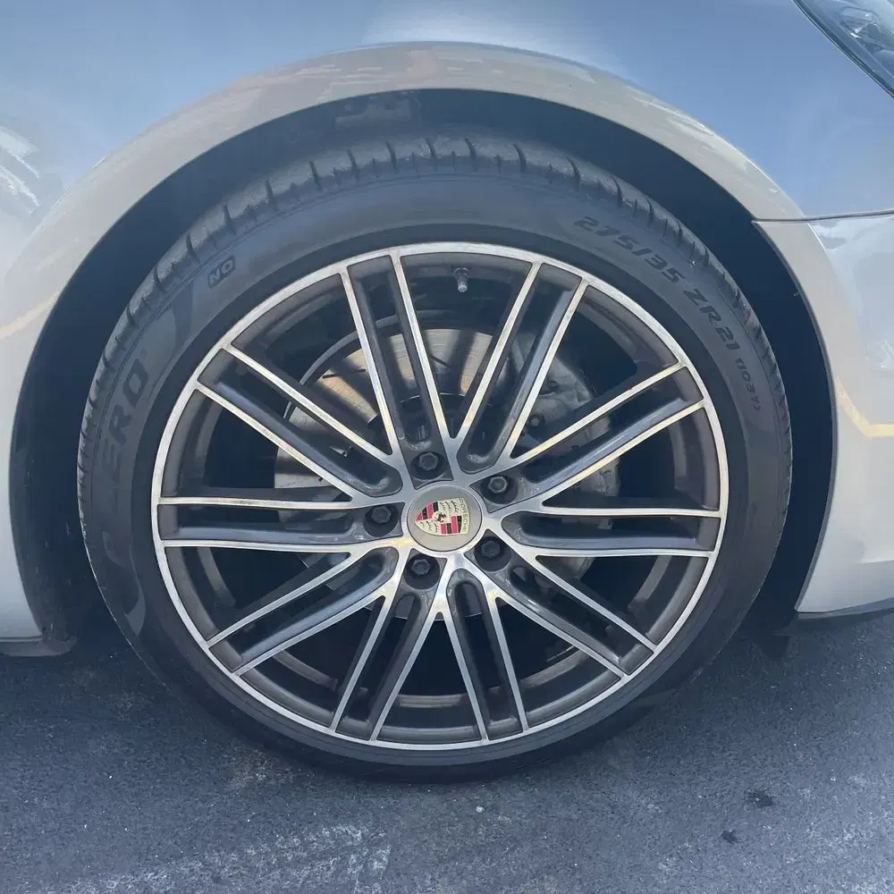 2018 Porsche Panamera 4S