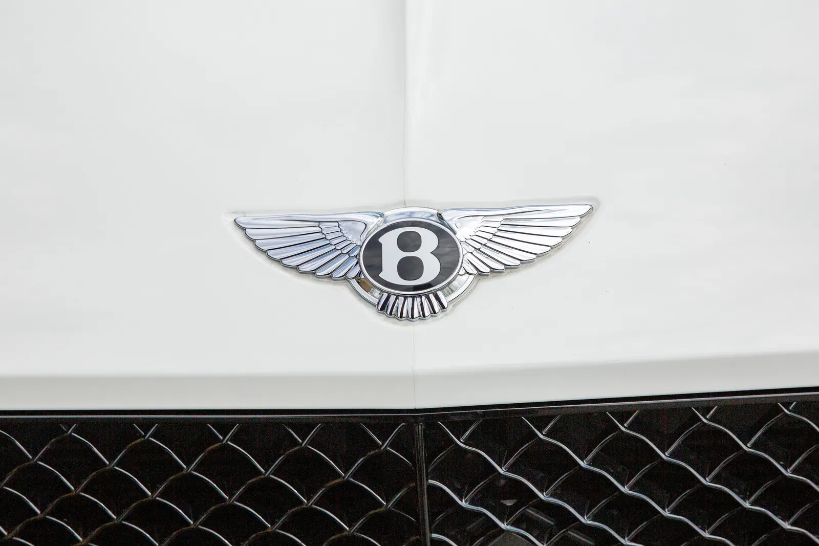 2022 Bentley Continental GT V8 - ~7,200 Miles, 542-hp Twin-Turbo V8, AWD, Blackline Specification
