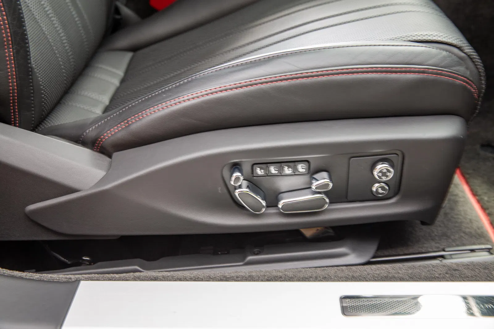 2022 Bentley Continental GT V8 - ~7,200 Miles, 542-hp Twin-Turbo V8, AWD, Blackline Specification
