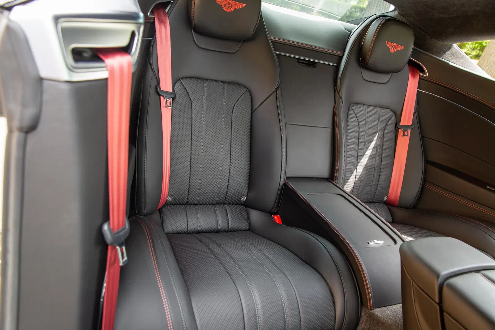 2022 Bentley Continental GT V8 - ~7,200 Miles, 542-hp Twin-Turbo V8, AWD, Blackline Specification