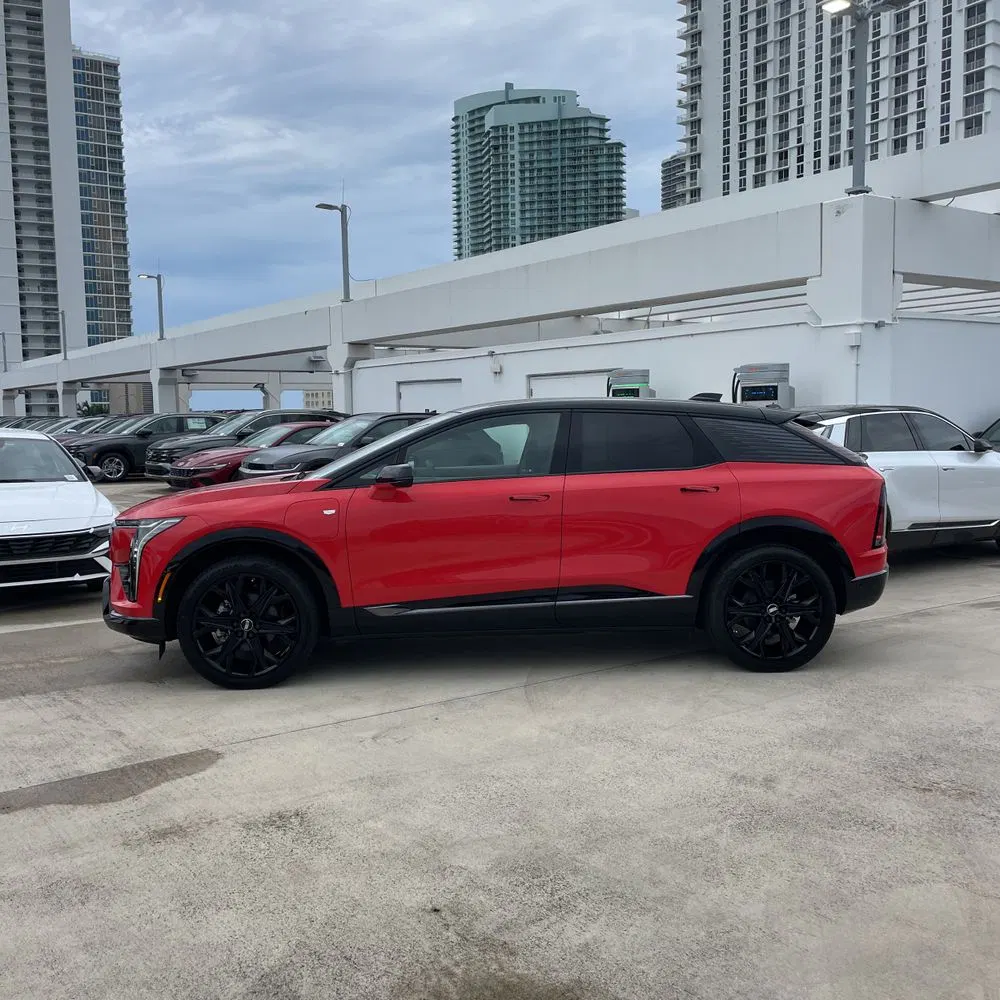 2025 Cadillac OPTIQ Sport 1