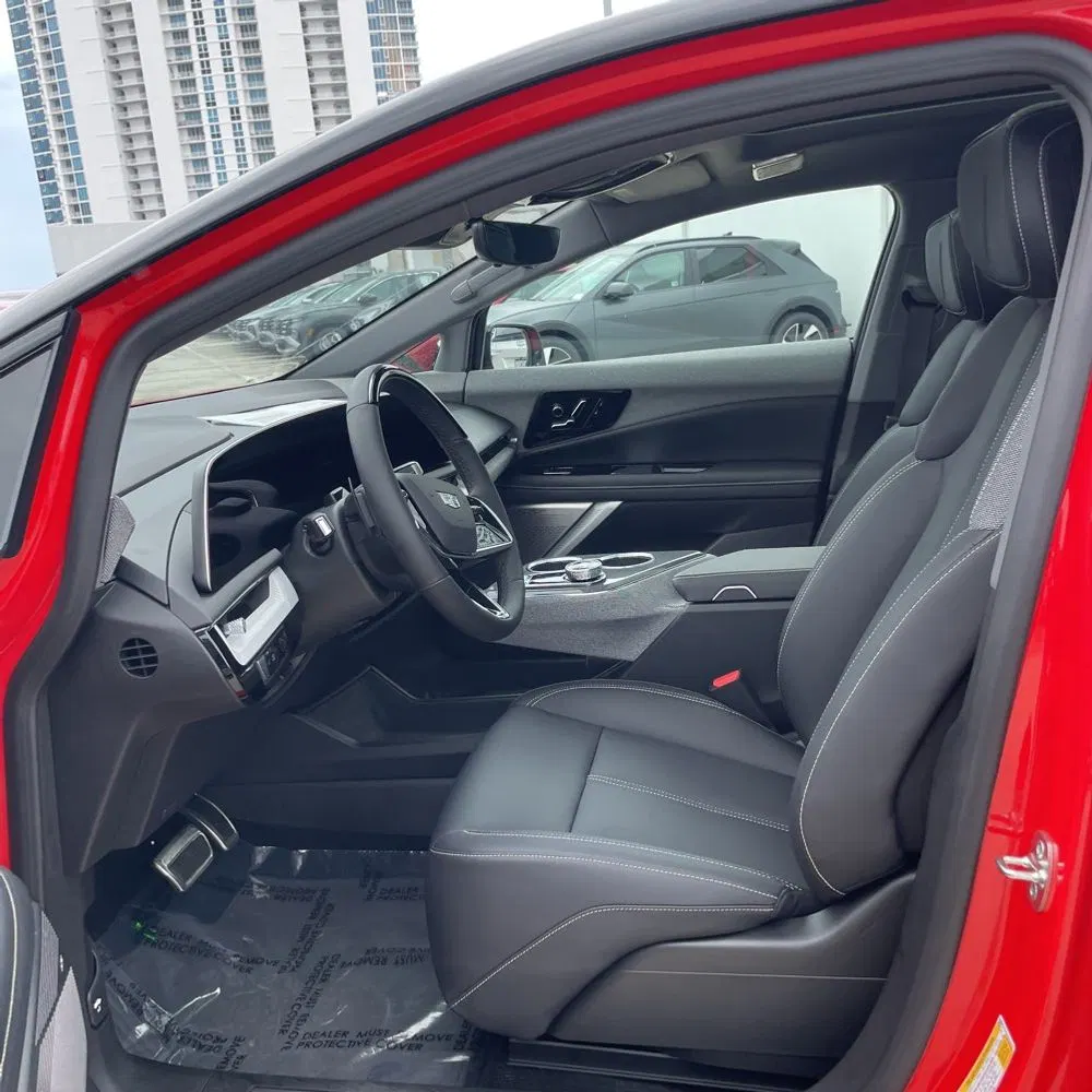 2025 Cadillac OPTIQ Sport 1