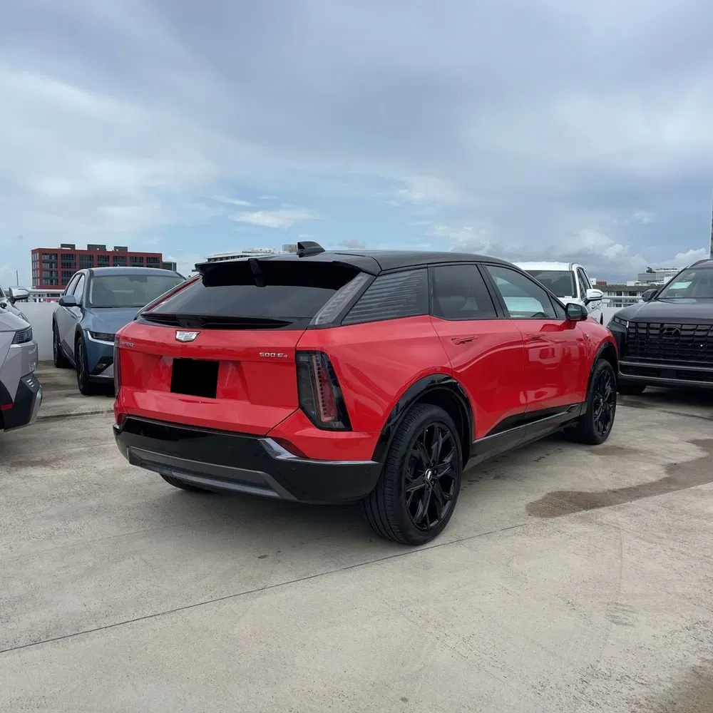 2025 Cadillac OPTIQ Sport 1