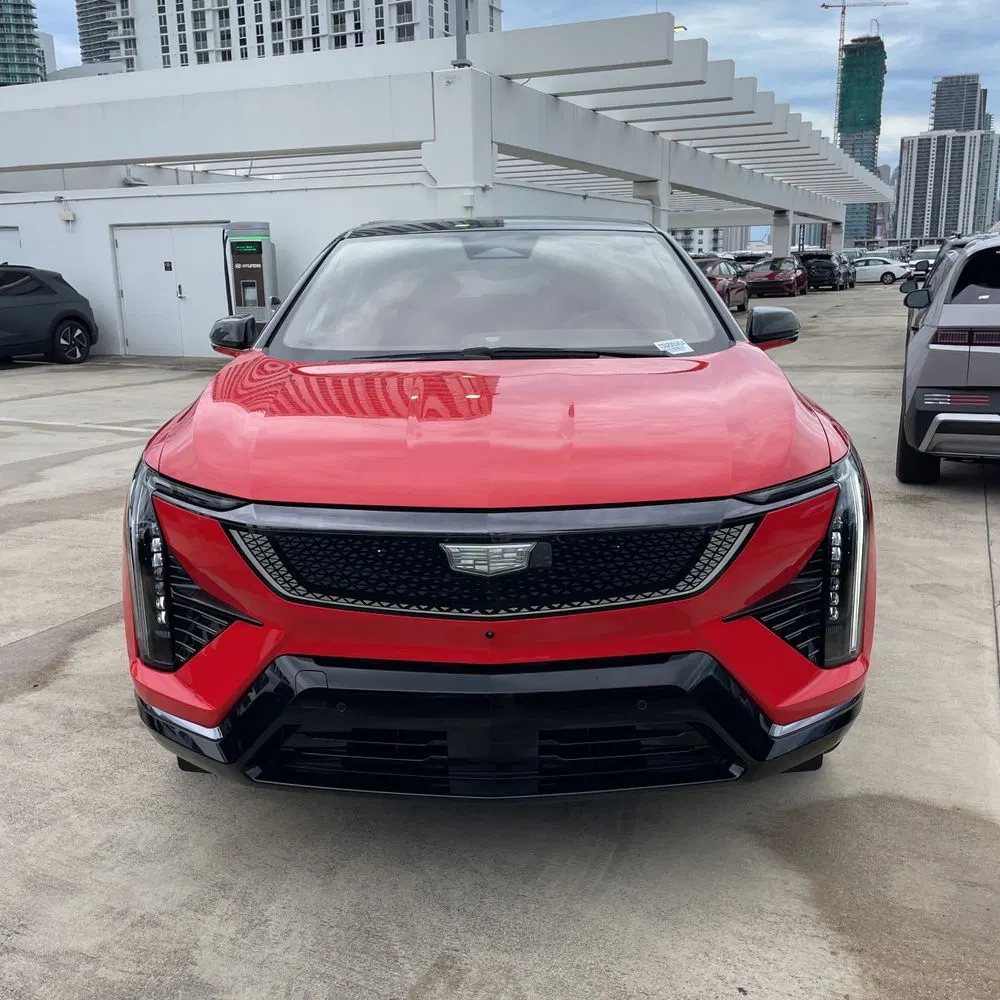 2025 Cadillac OPTIQ Sport 1