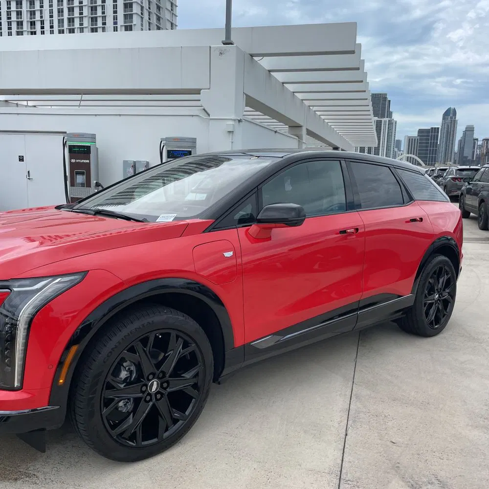 2025 Cadillac OPTIQ Sport 1
