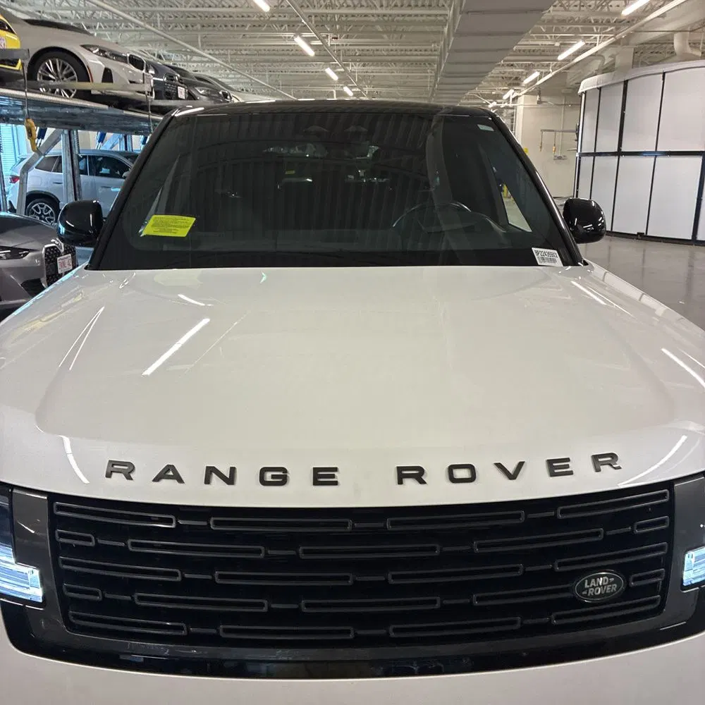2024 Land Rover Range Rover P530 SE
