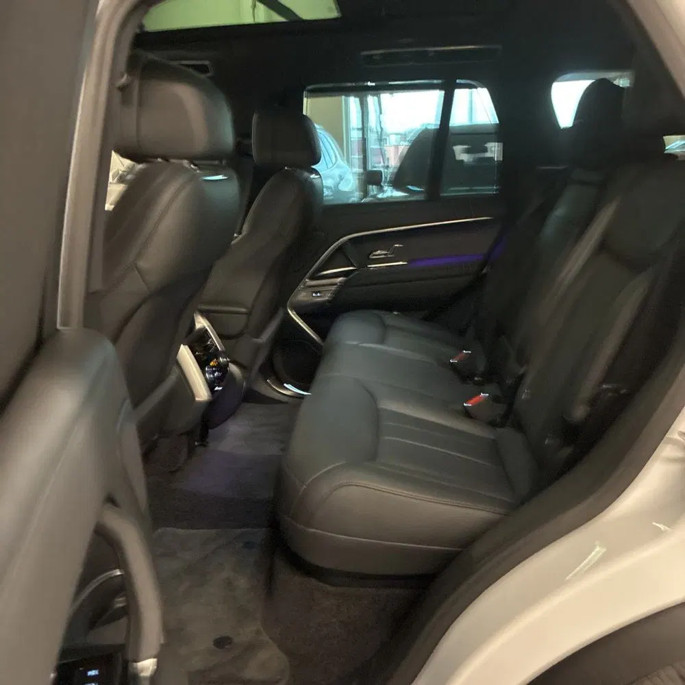 2024 Land Rover Range Rover P530 SE