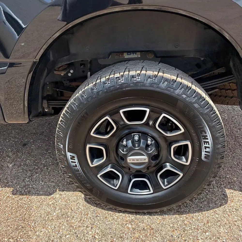 2024 Ford F-350 Super Duty Platinum