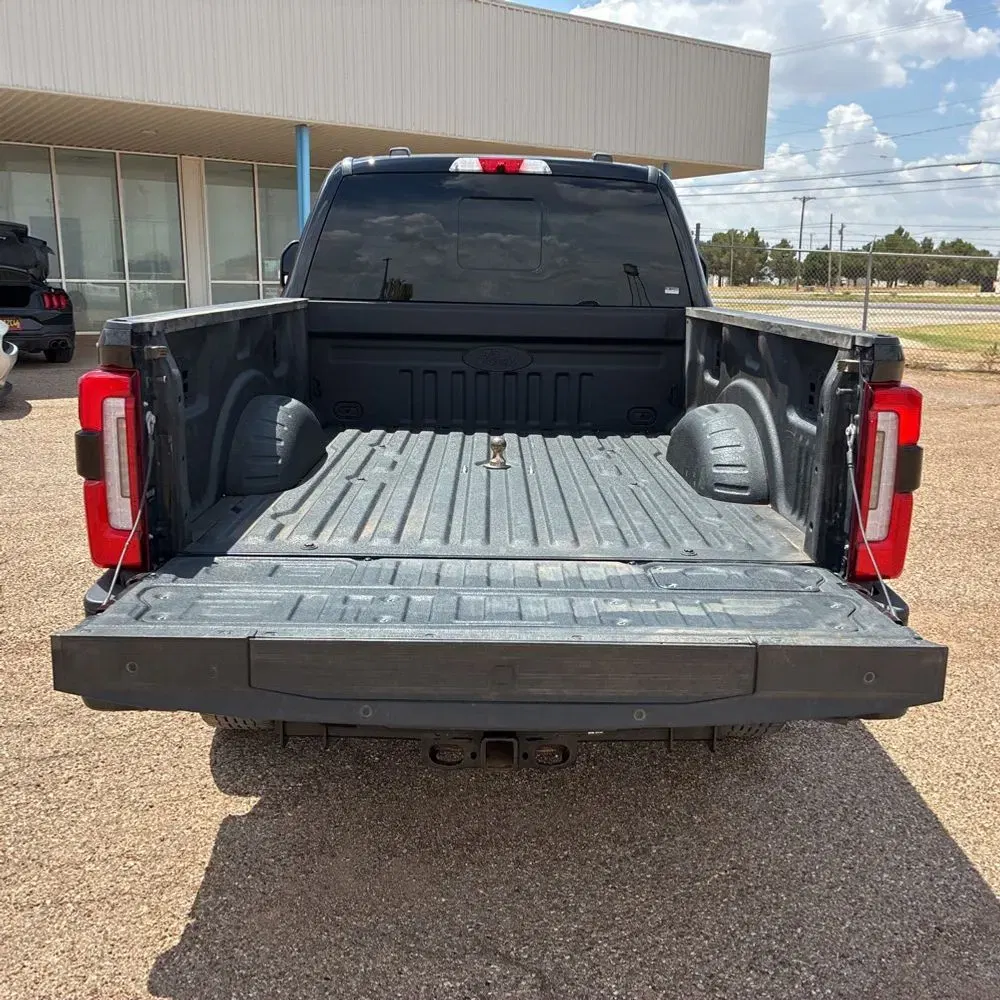 2024 Ford F-350 Super Duty Platinum