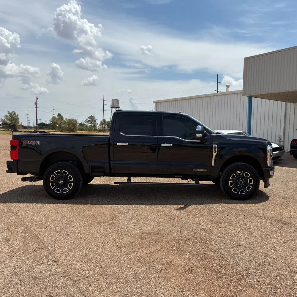 2024 Ford F-350 Super Duty Platinum
