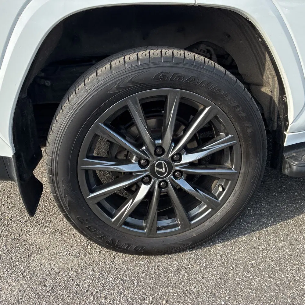 2024 Lexus LX 600 F SPORT Handling
