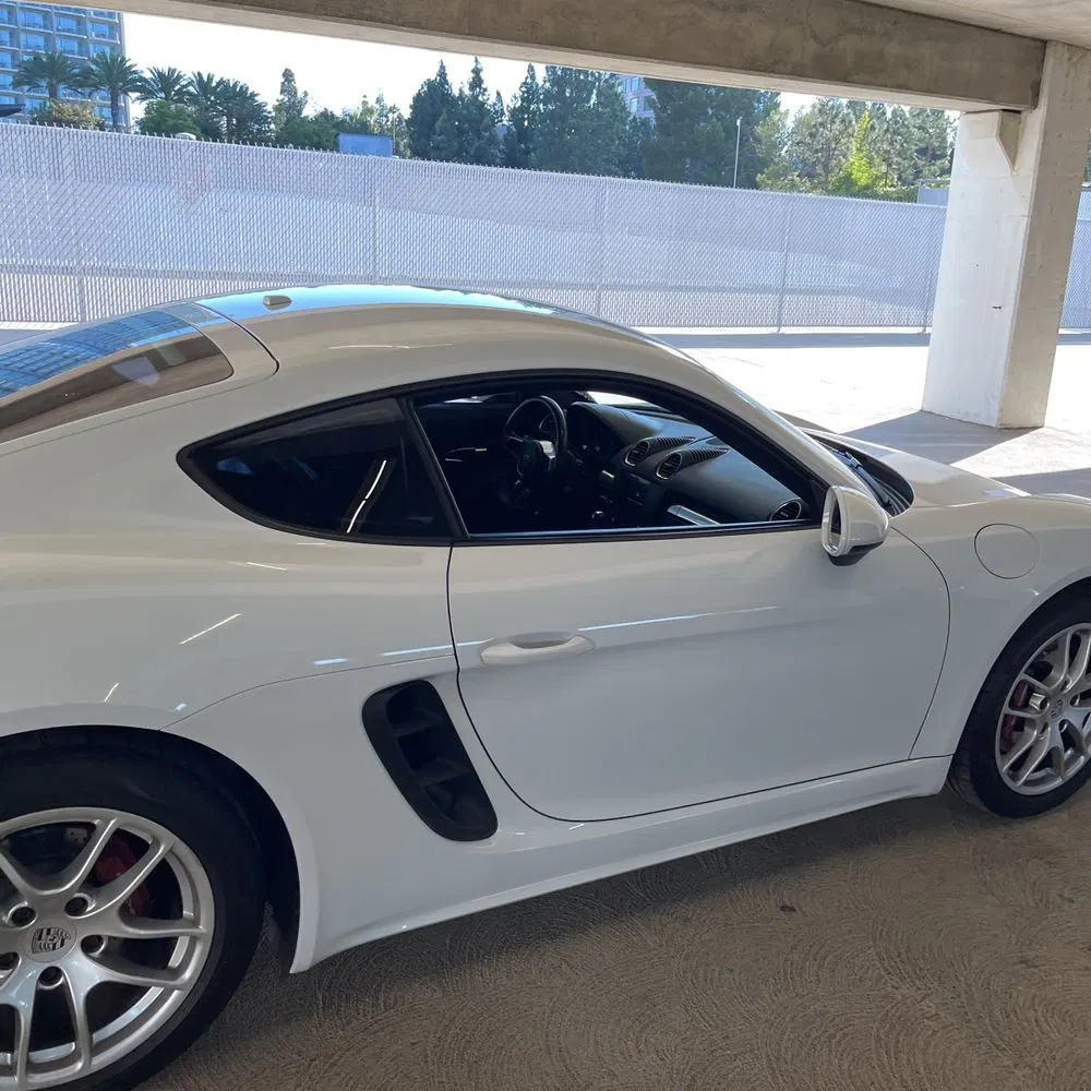 2018 Porsche 718 Cayman Base