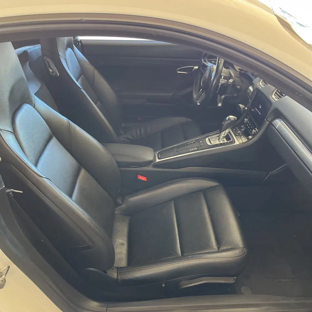2018 Porsche 718 Cayman Base