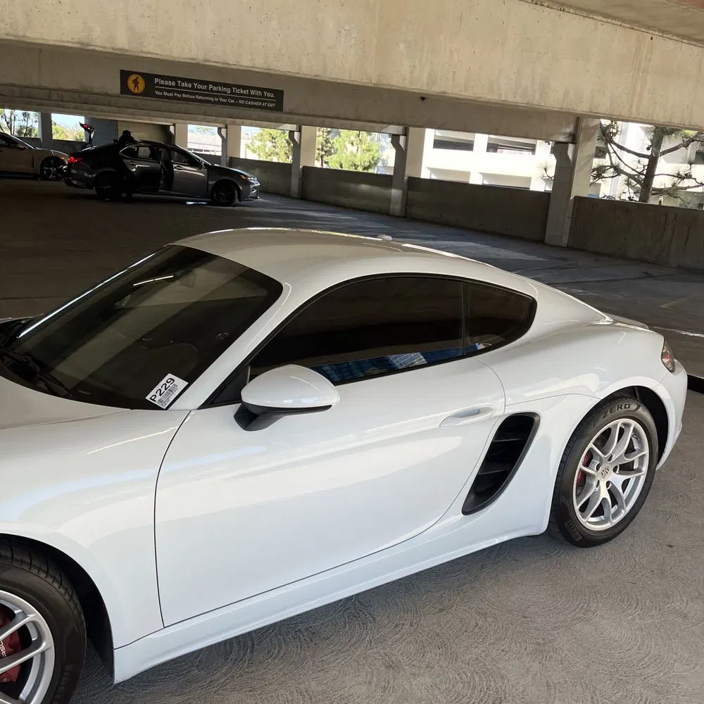 2018 Porsche 718 Cayman Base