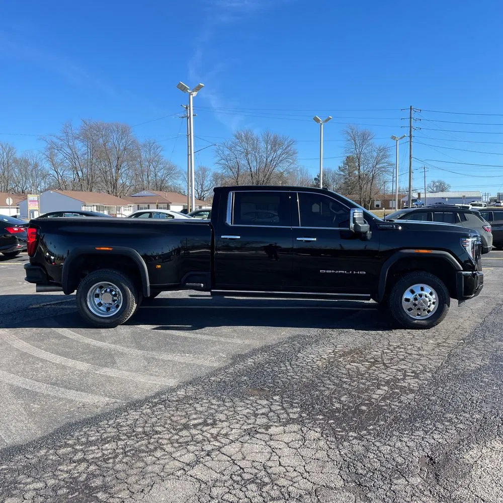 2024 GMC Sierra 3500HD Denali Ultimate