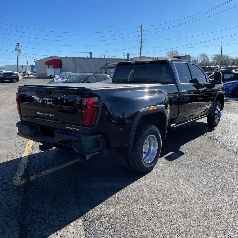 2024 GMC Sierra 3500HD Denali Ultimate