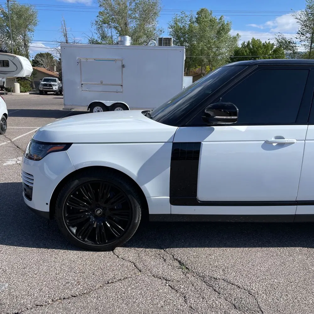 2020 Land Rover Range Rover P525 HSE