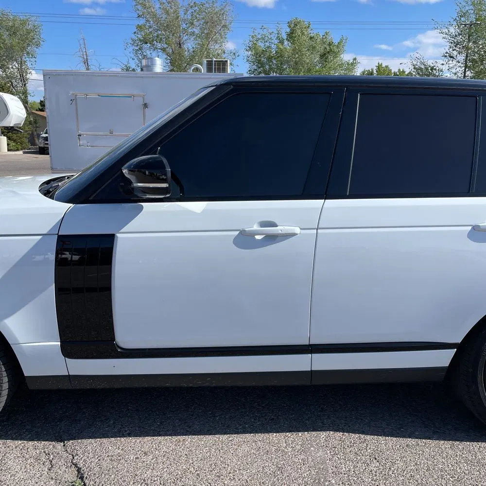 2020 Land Rover Range Rover P525 HSE