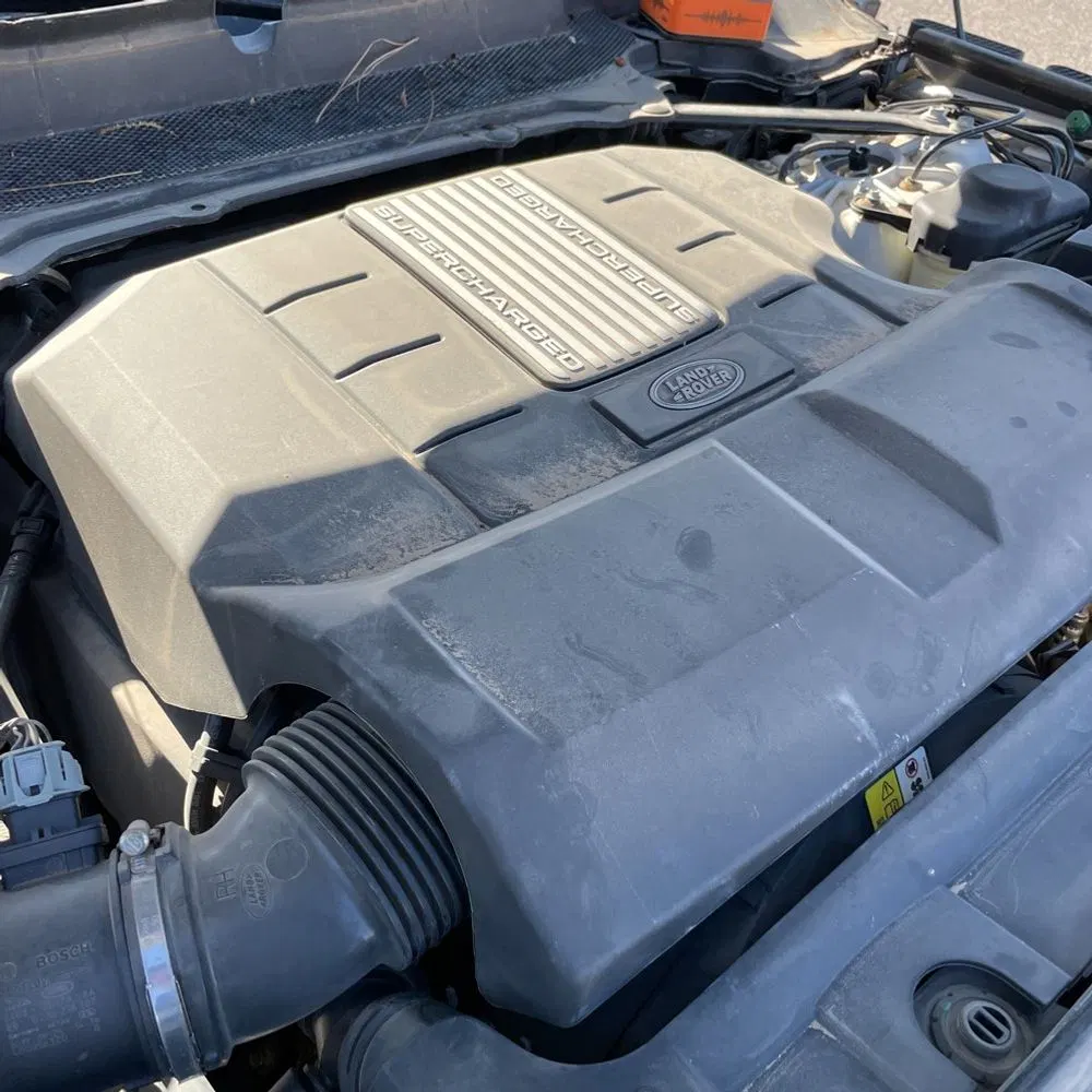 2020 Land Rover Range Rover P525 HSE