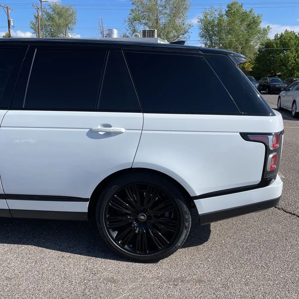 2020 Land Rover Range Rover P525 HSE