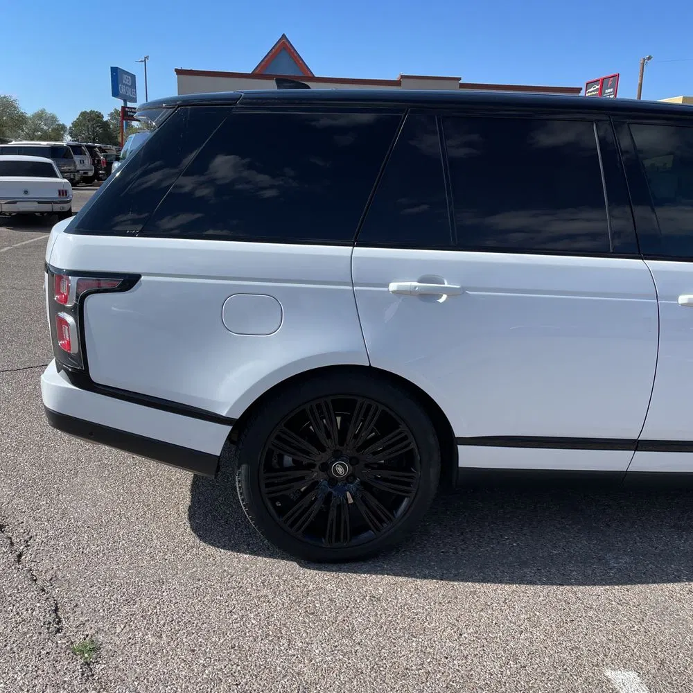 2020 Land Rover Range Rover P525 HSE