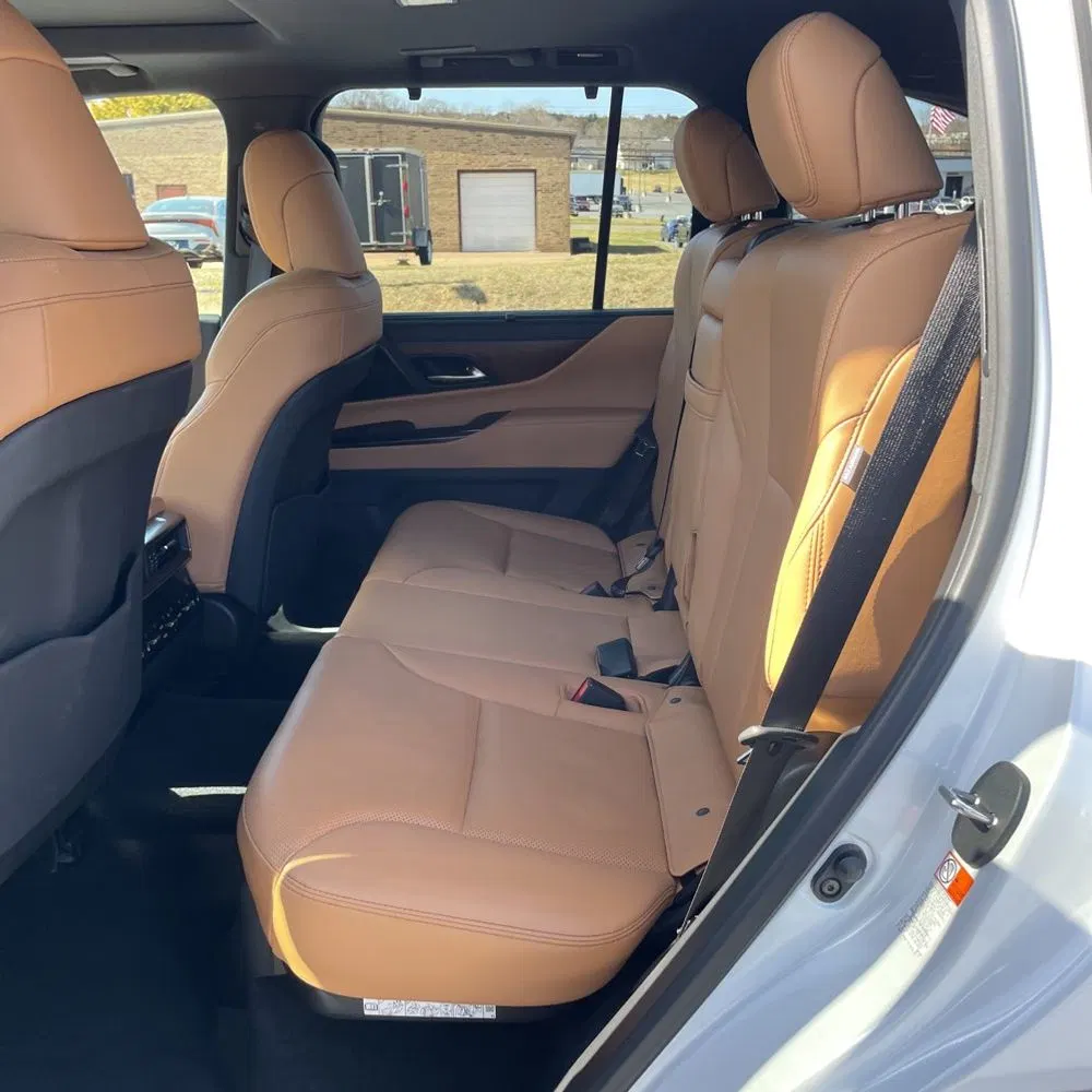2023 Lexus LX 600 Luxury