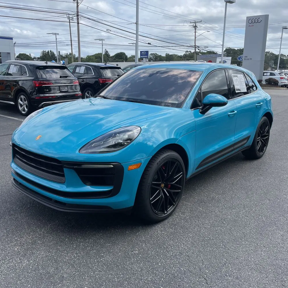 2022 Porsche Macan S